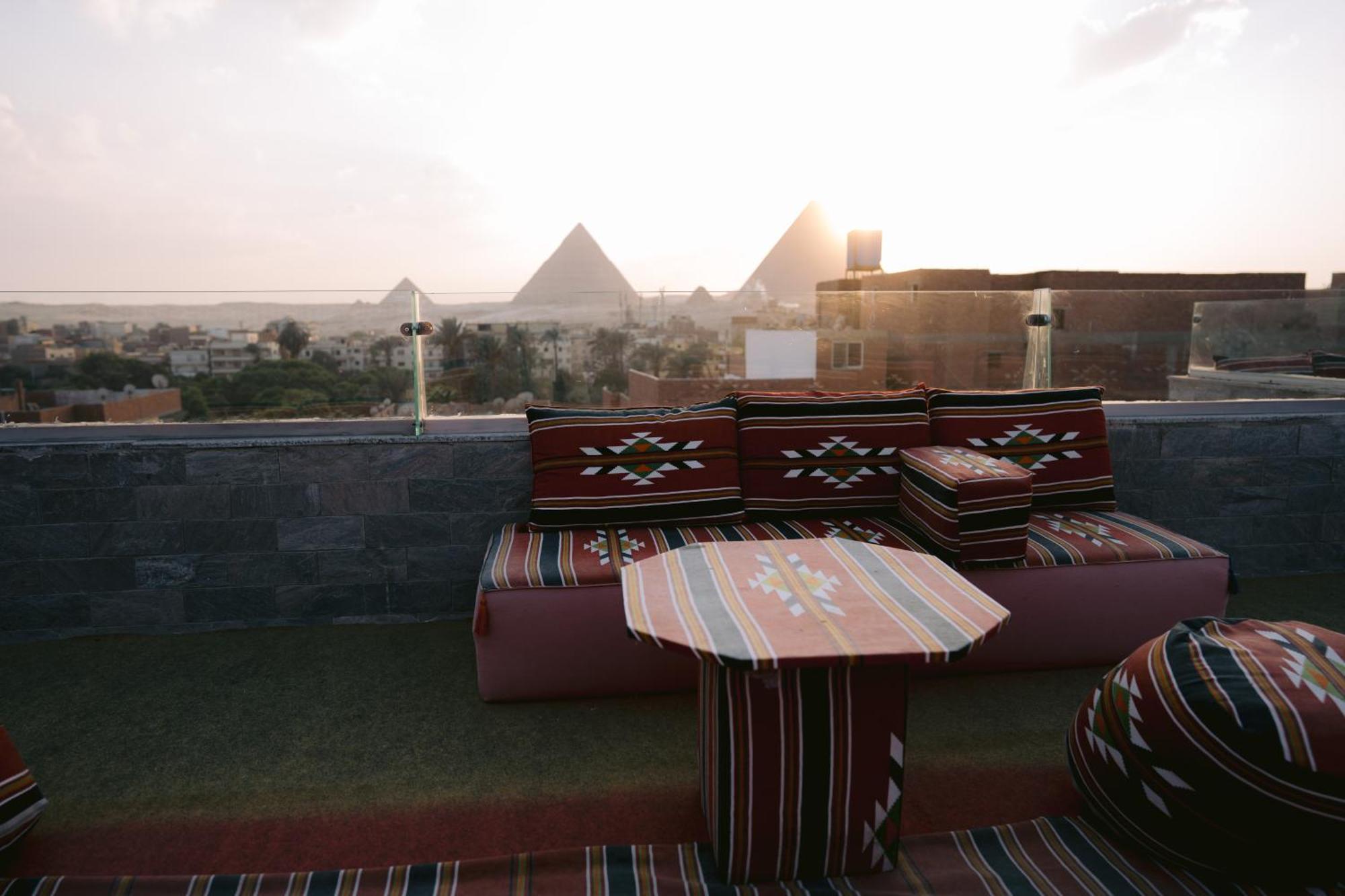 Tuya Pyramids Inn Kafret el-Gabal Eksteriør billede