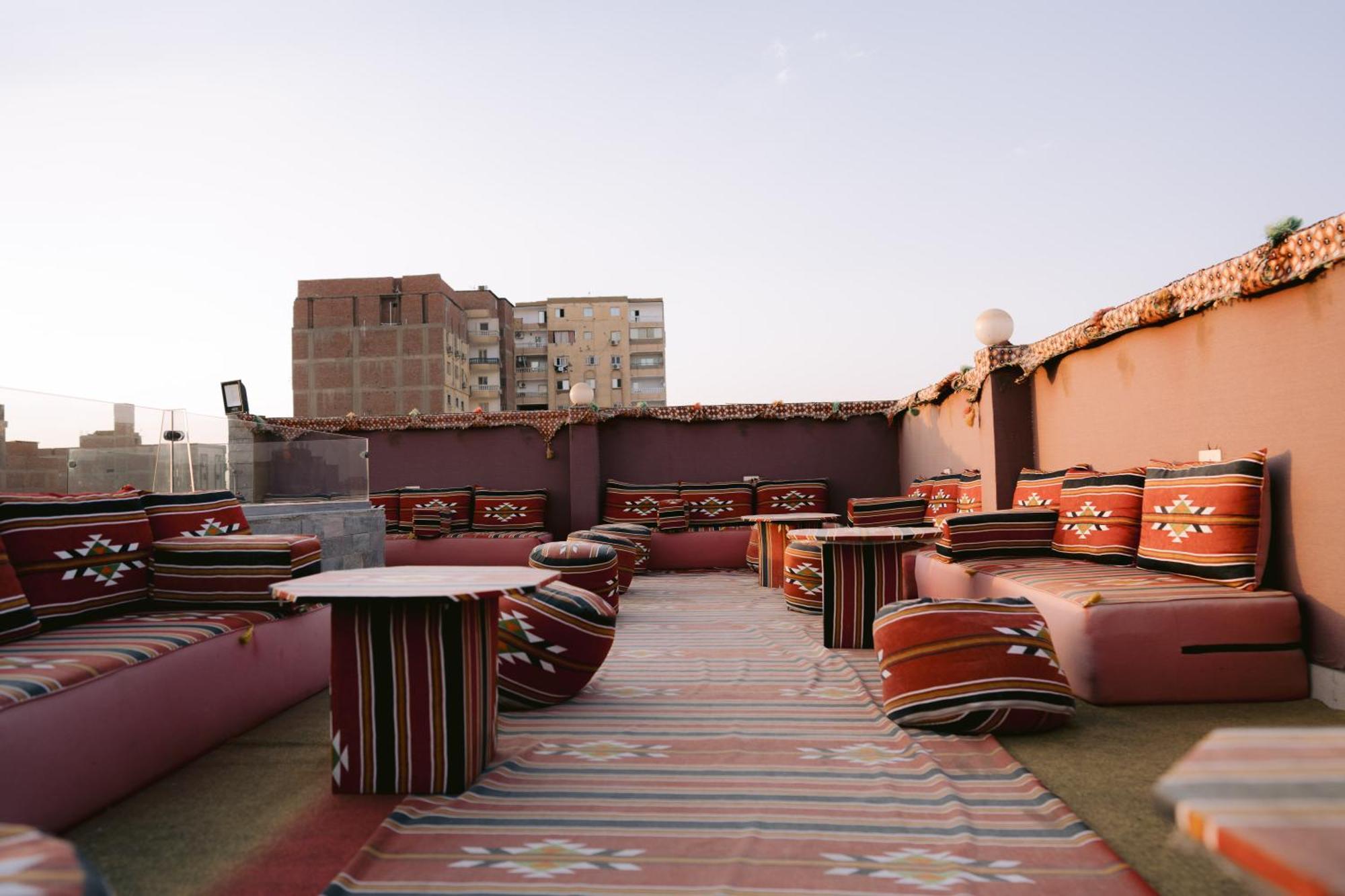 Tuya Pyramids Inn Kafret el-Gabal Eksteriør billede